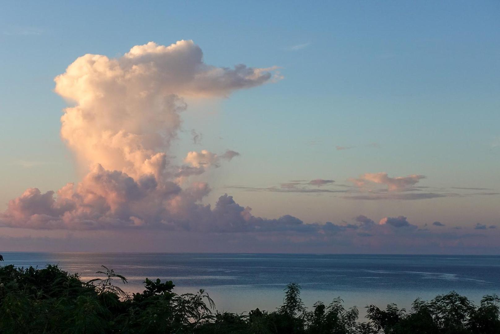 Blue Ocean Resort Ishigaki  Exterior photo